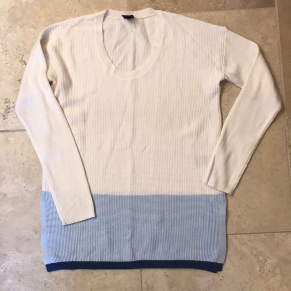 GAP White and Blue Color Block Sweater - Picture 2 of 3